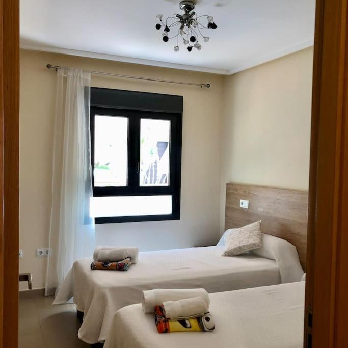 Hogar Brisa De Marinas Acogedor Con Amplia Terraza Y Acceso Directo A Piscinas-comfortable With Spacious Terrace And Direct Pool Access Dénia