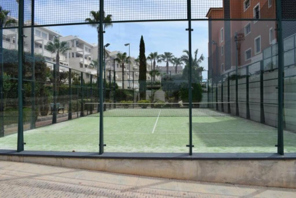 Hogar Brisa De Marinas Acogedor Con Amplia Terraza Y Acceso Directo A Piscinas-comfortable With Spacious Terrace And Direct Pool Access * Dénia