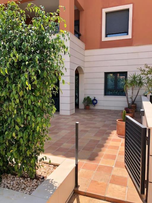 Appartement Hogar Brisa De Marinas Acogedor Con Amplia Terraza Y Acceso Directo A Piscinas-comfortable With Spacious Terrace And Direct Pool Access