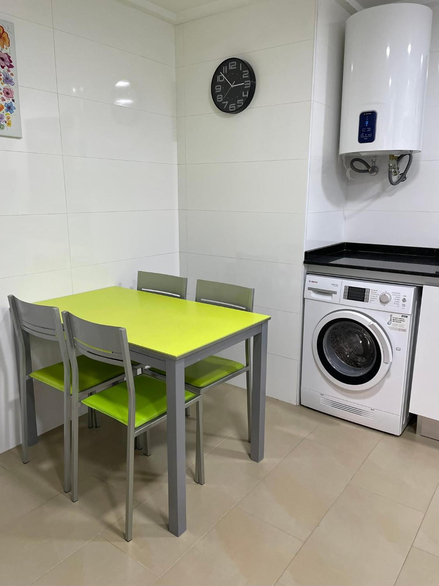 Hogar Brisa De Marinas Acogedor Con Amplia Terraza Y Acceso Directo A Piscinas-comfortable With Spacious Terrace And Direct Pool Access Appartement *