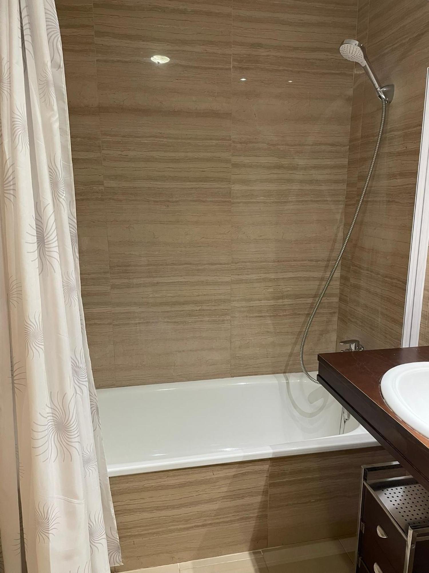 Hogar Brisa De Marinas Acogedor Con Amplia Terraza Y Acceso Directo A Piscinas-comfortable With Spacious Terrace And Direct Pool Access Appartement
